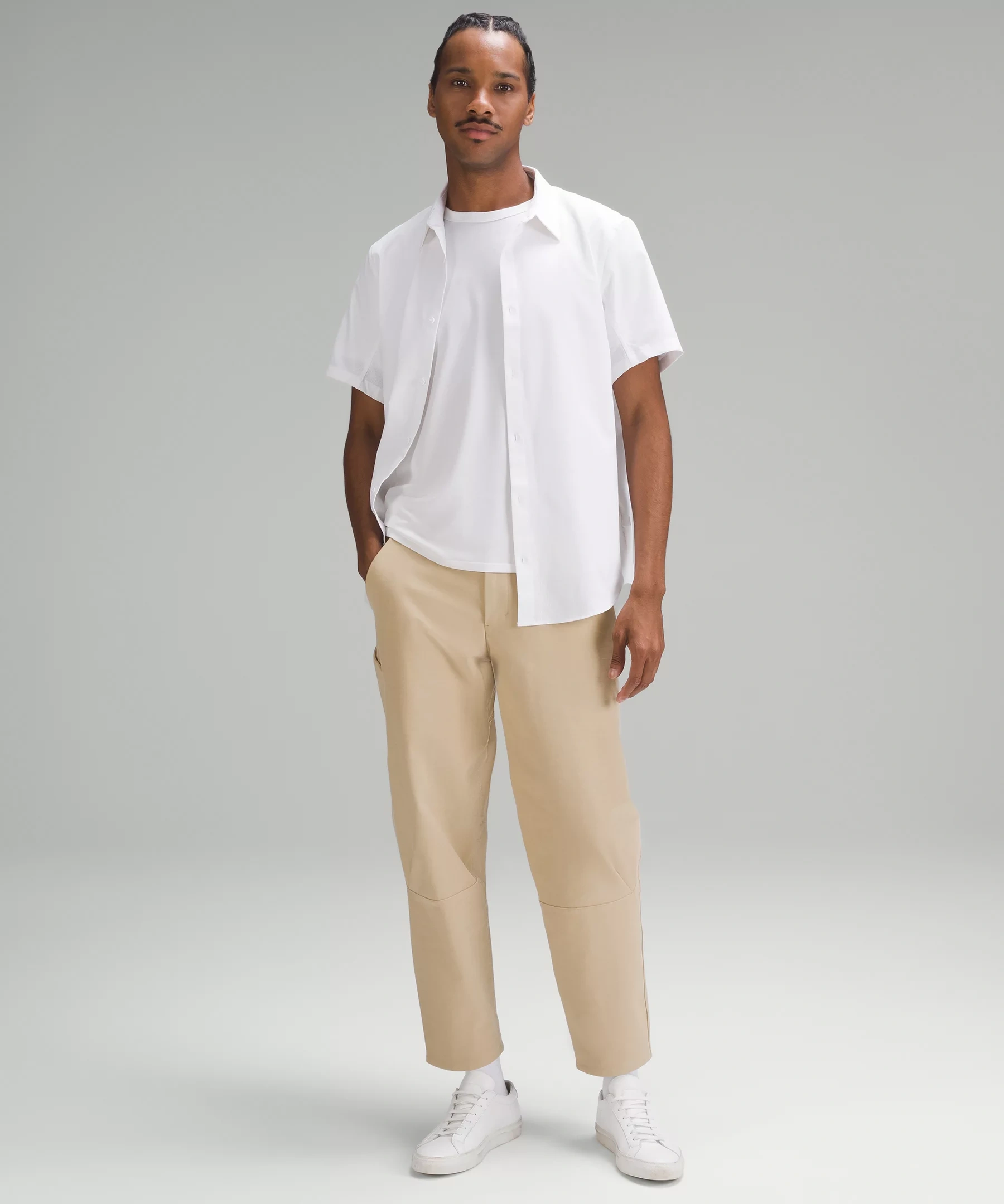 Utilitech Carpenter’s Workwear: Rugged Comfort & Durable Performance for Tradesmen.